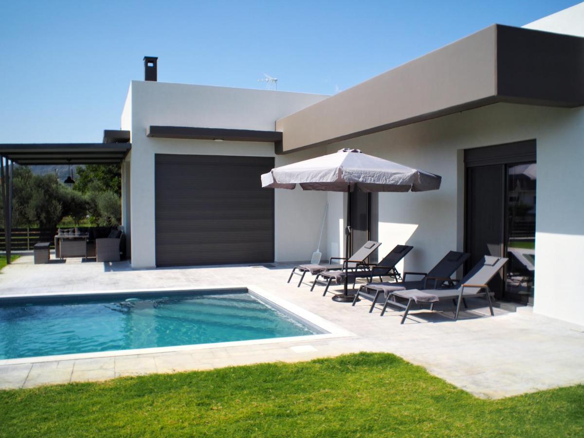 Nostos Luxury Villas With Private Pool In Nafpaktos Zewnętrze zdjęcie