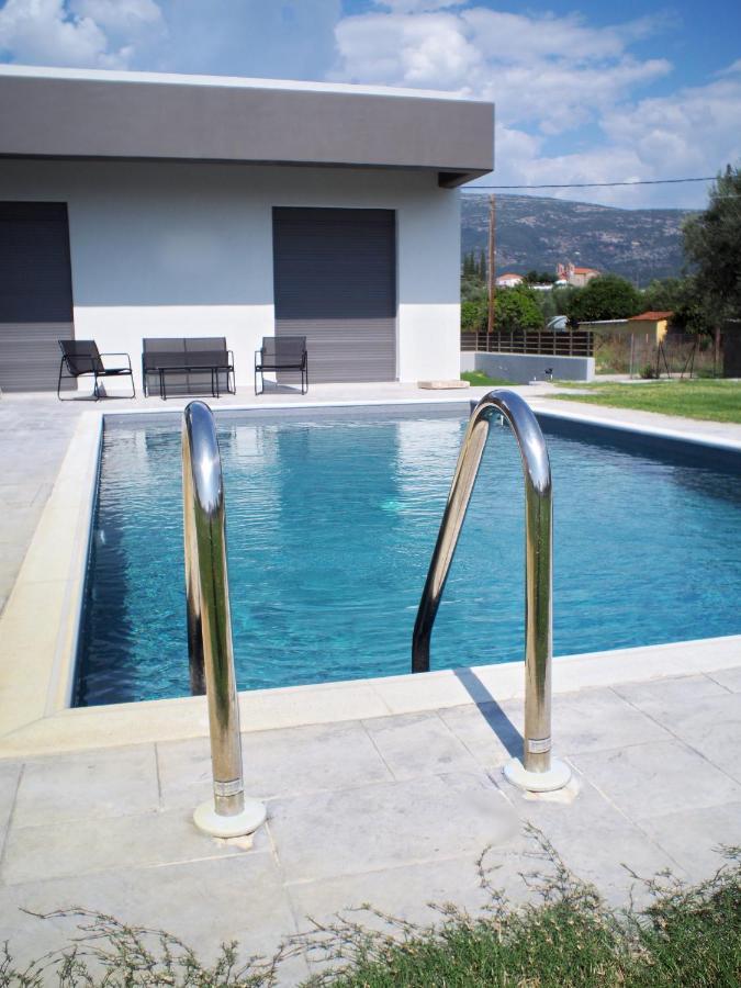 Nostos Luxury Villas With Private Pool In Nafpaktos Zewnętrze zdjęcie