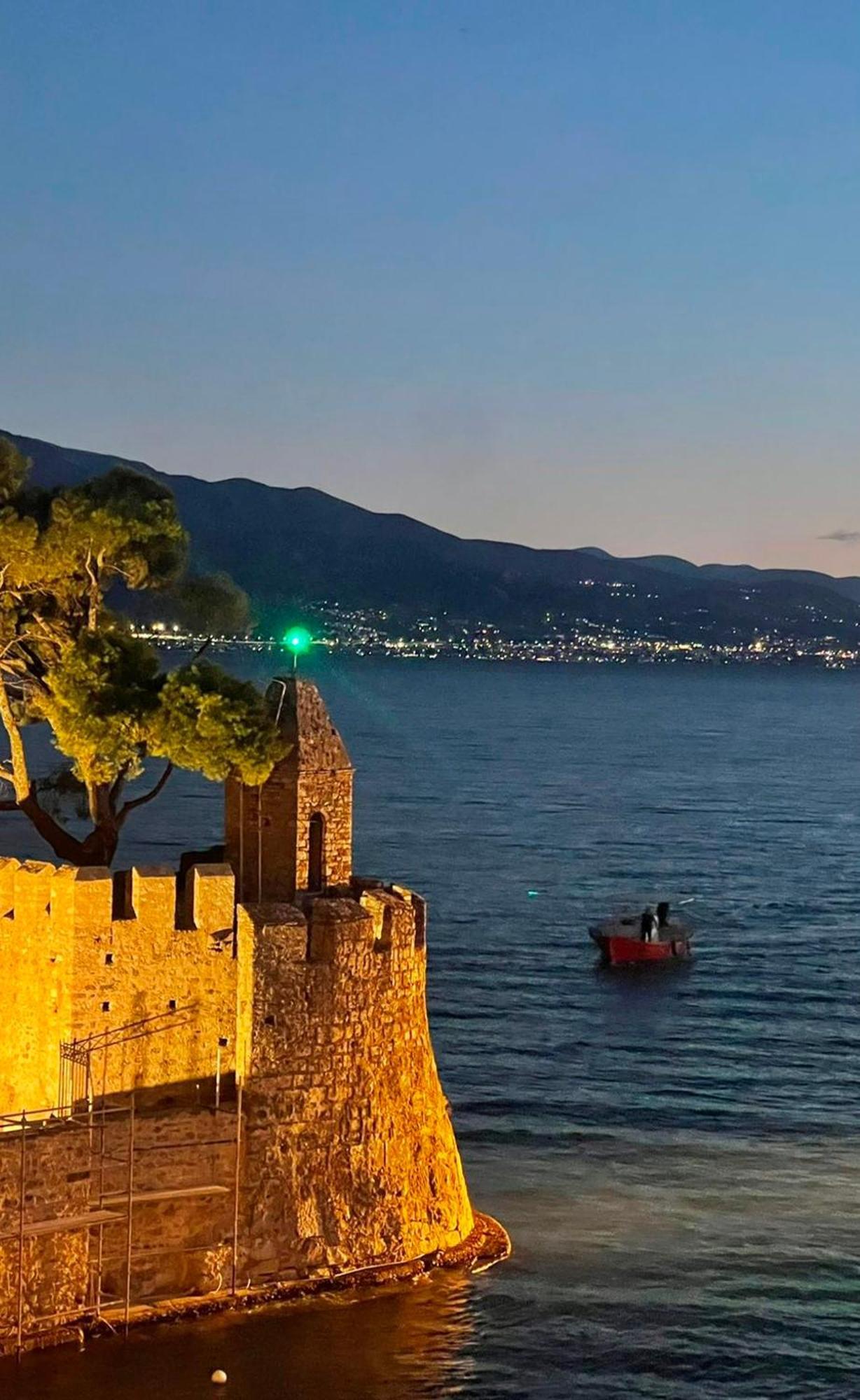 Nostos Luxury Villas With Private Pool In Nafpaktos Zewnętrze zdjęcie